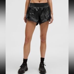 NWT Lululemon Hotty High rise lined 4” Athletic Shorts Matte sheen black size 6